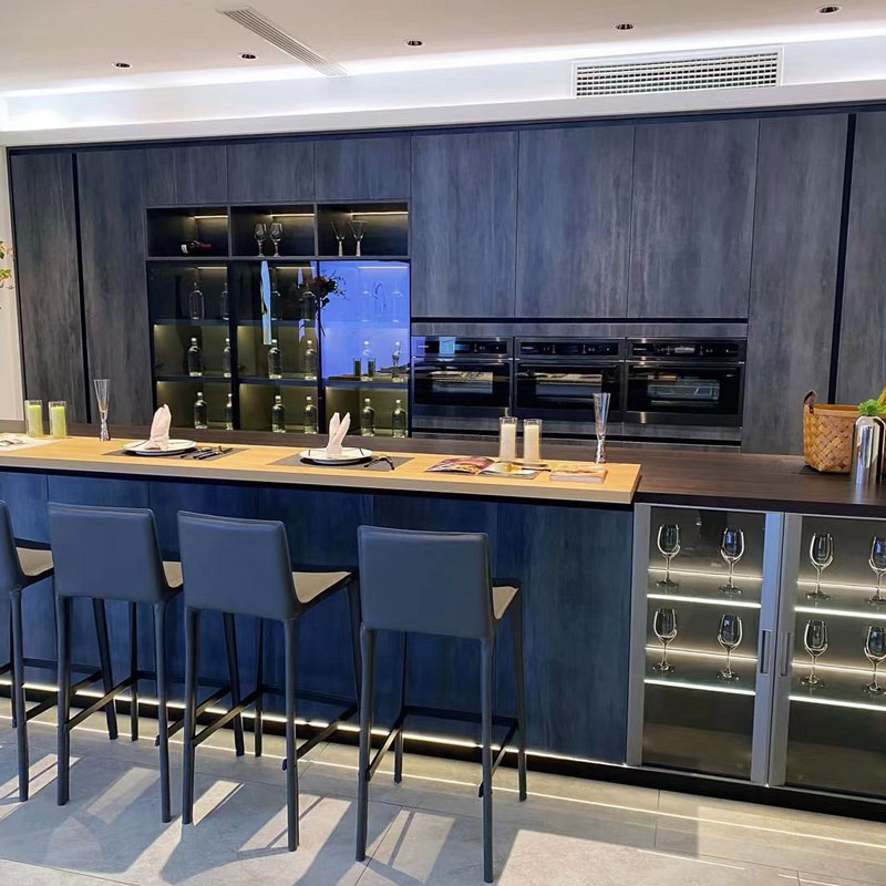 Mengapa Memilih Lemari Dapur Modern Dengan Finishing Melamin Putih?
